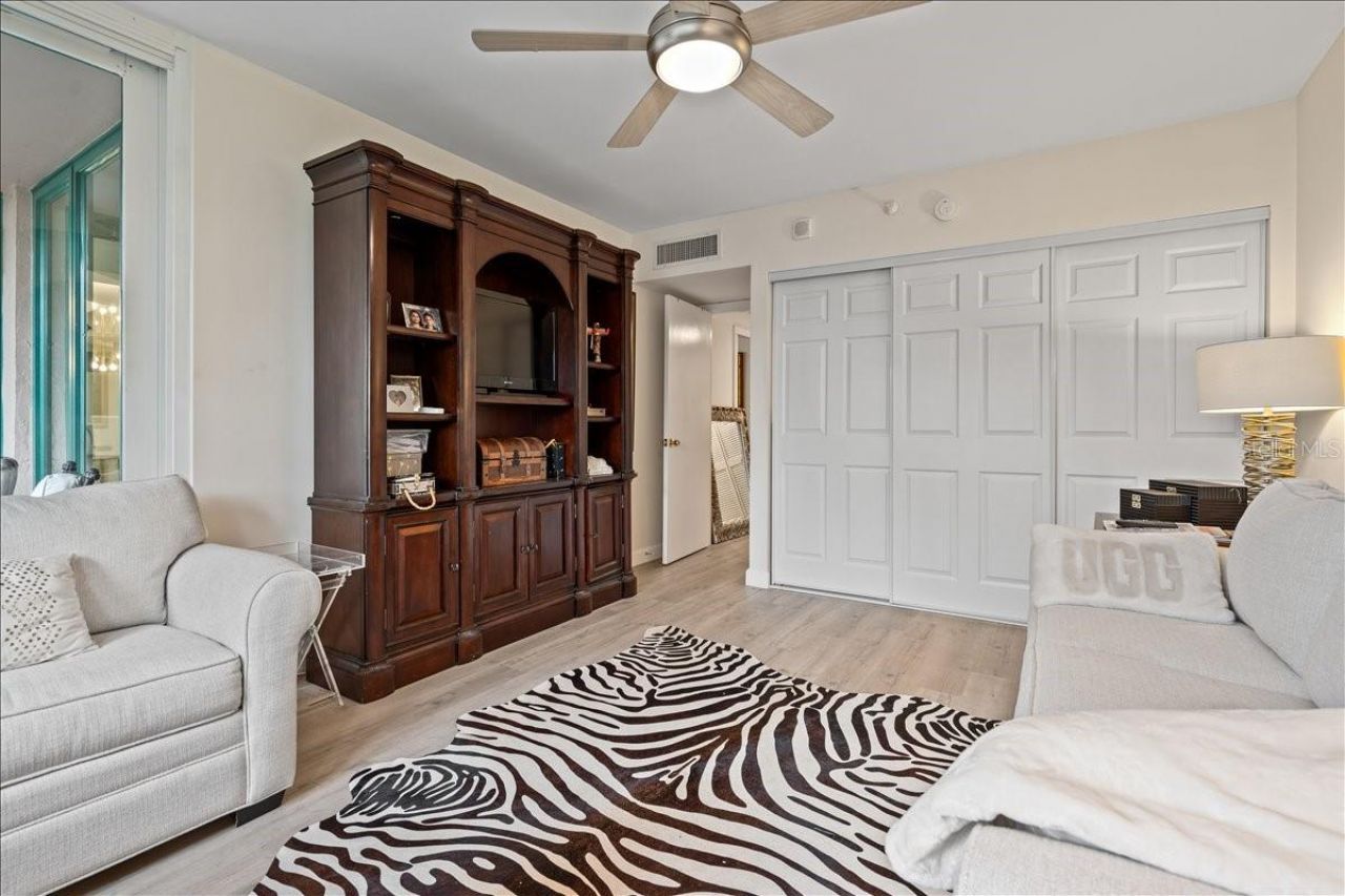 100 SE 5th Avenue, Unit 412, Boca Raton, FL 33432 Photo