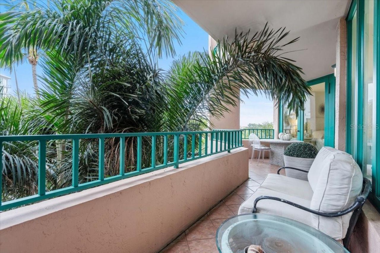 100 SE 5th Avenue, Unit 412, Boca Raton, FL 33432 Photo