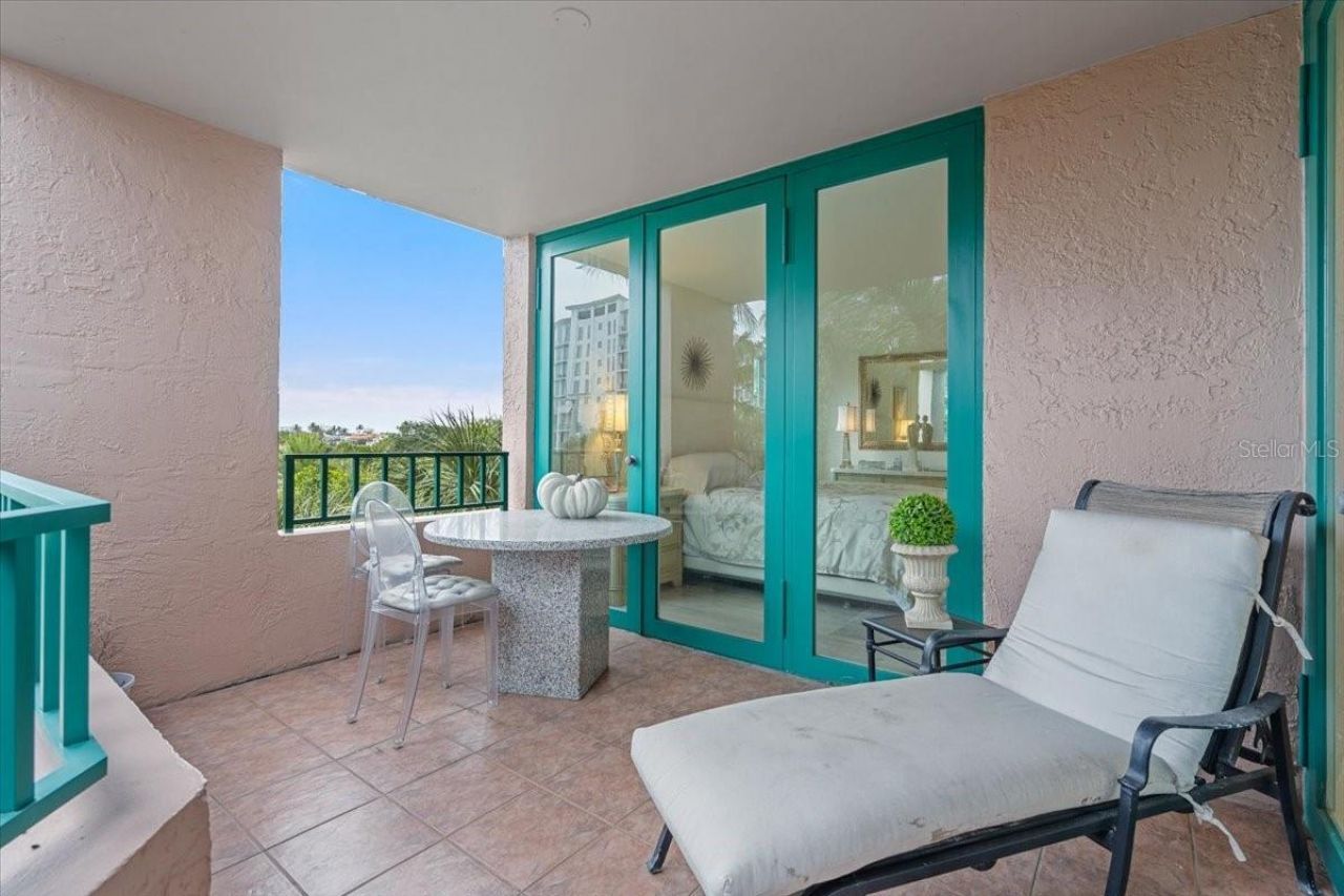 100 SE 5th Avenue, Unit 412, Boca Raton, FL 33432 Photo