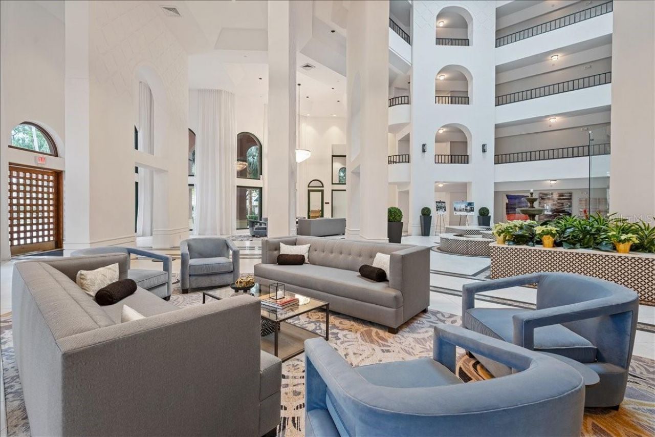 100 SE 5th Avenue, Unit 412, Boca Raton, FL 33432 Photo