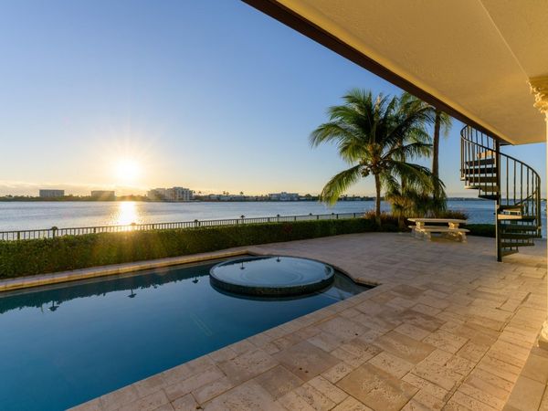 7 Duke Drive, Lake Worth Beach, FL 33460