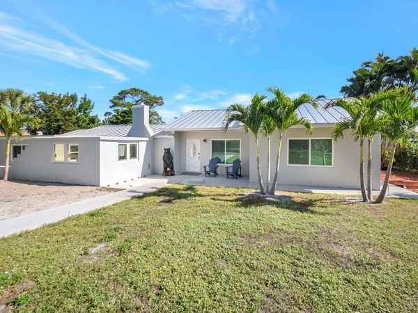 6604 Eastview Drive, Lake Worth, FL 33462