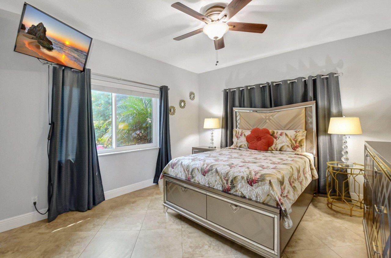 6604 Eastview Drive, Lake Worth, FL 33462 Photo