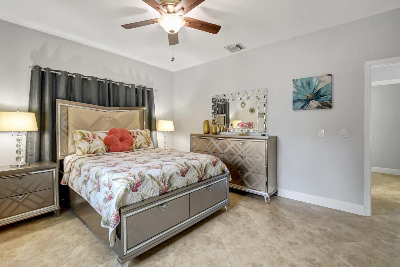 6604 Eastview Drive, Lake Worth, FL 33462 Photo