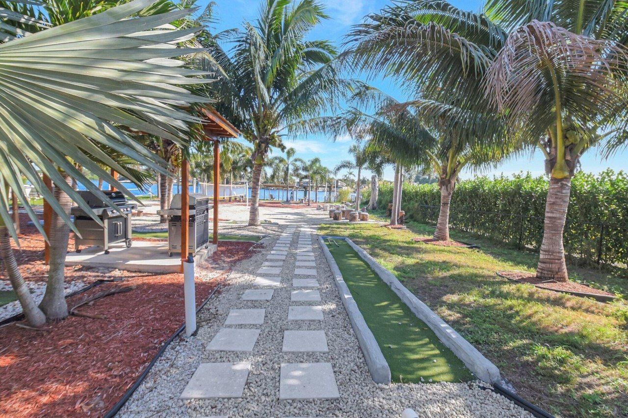 6604 Eastview Drive, Lake Worth, FL 33462 Photo