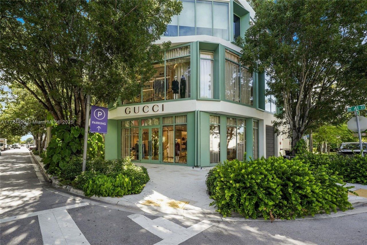 133 NE 48th St, Miami, FL 33137 Photo