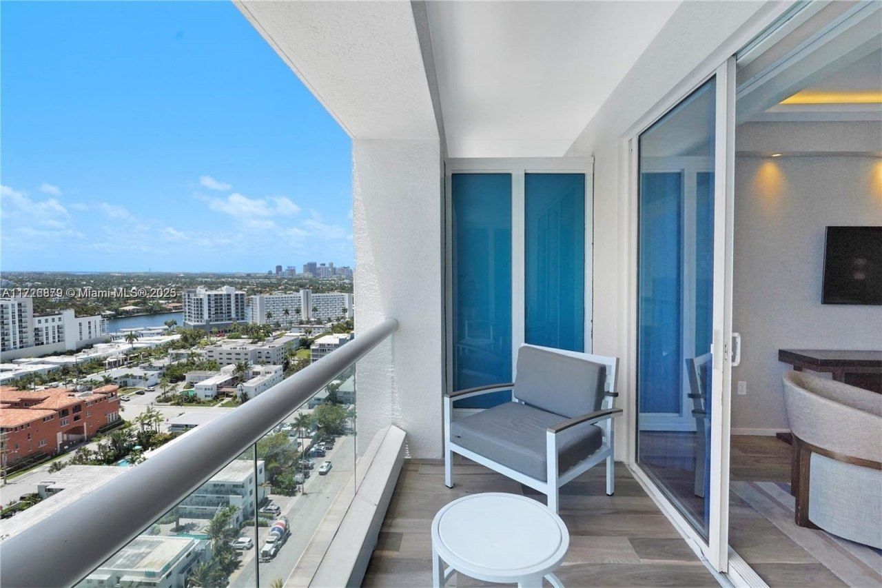 551 N Fort Lauderdale Beach Blvd, Unit R1806, Fort Lauderdale, FL 33304 Photo