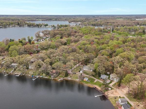 4 Forest Road, Dowagiac, MI 49047