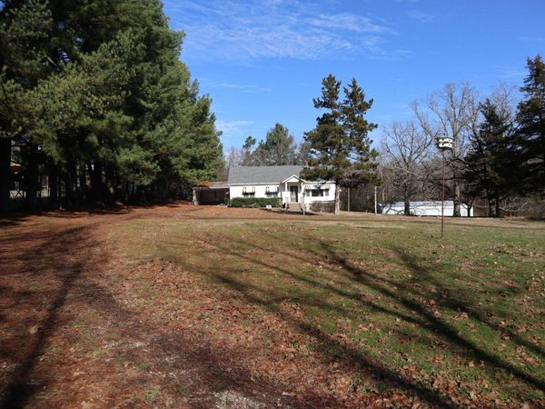 533 North St, Salem, AR 72576