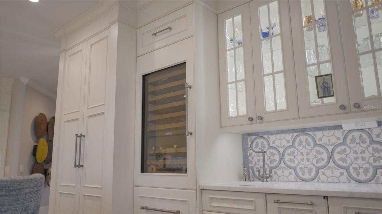 1541 Bay Point Drive, Sarasota, FL 34236 Photo