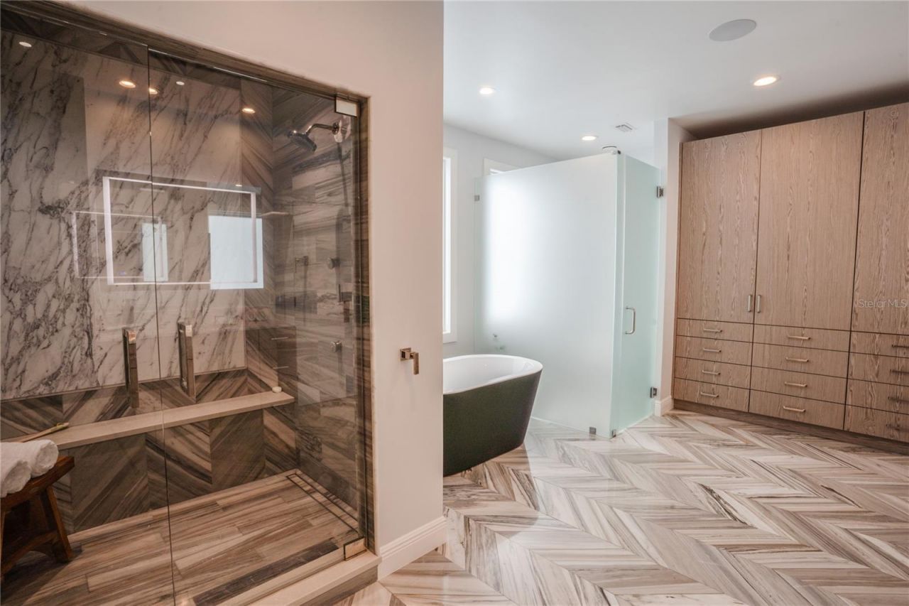 1541 Bay Point Drive, Sarasota, FL 34236 Photo