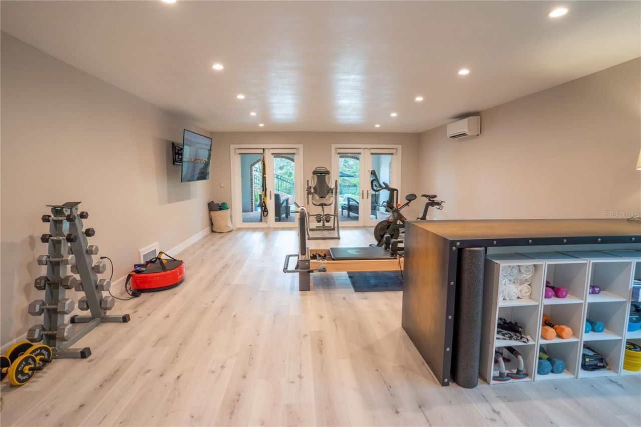 1541 Bay Point Drive, Sarasota, FL 34236 Photo