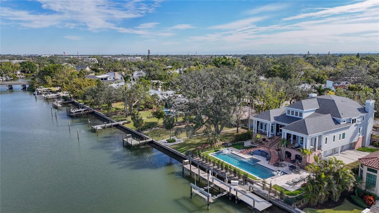 1541 Bay Point Drive, Sarasota, FL 34236 Photo