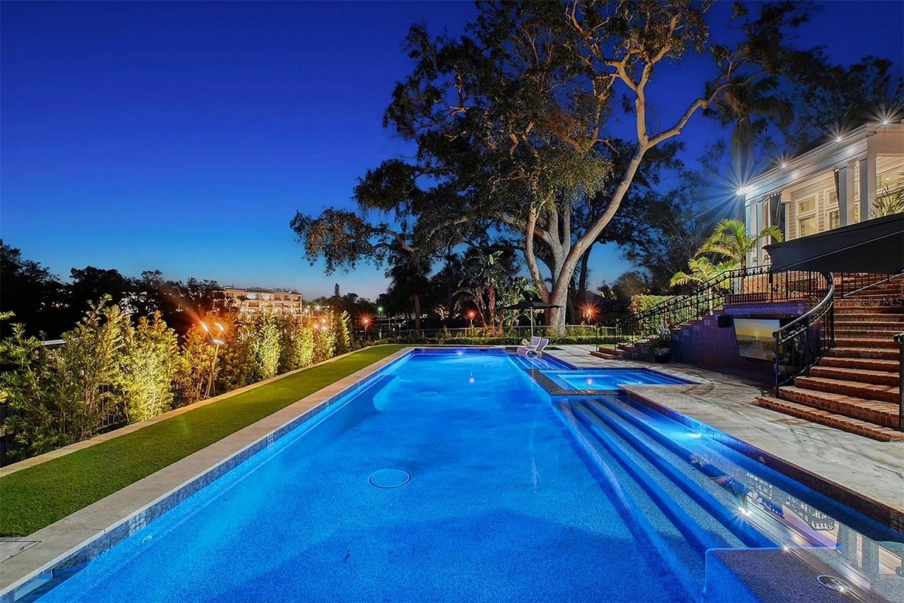 1541 Bay Point Drive, Sarasota, FL 34236 Photo