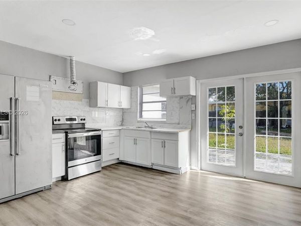 1240 SW 32nd Ave, Fort Lauderdale, FL 33312