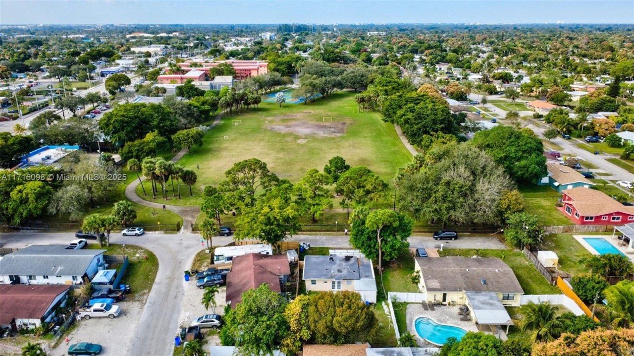 1240 SW 32nd Ave, Fort Lauderdale, FL 33312 Photo