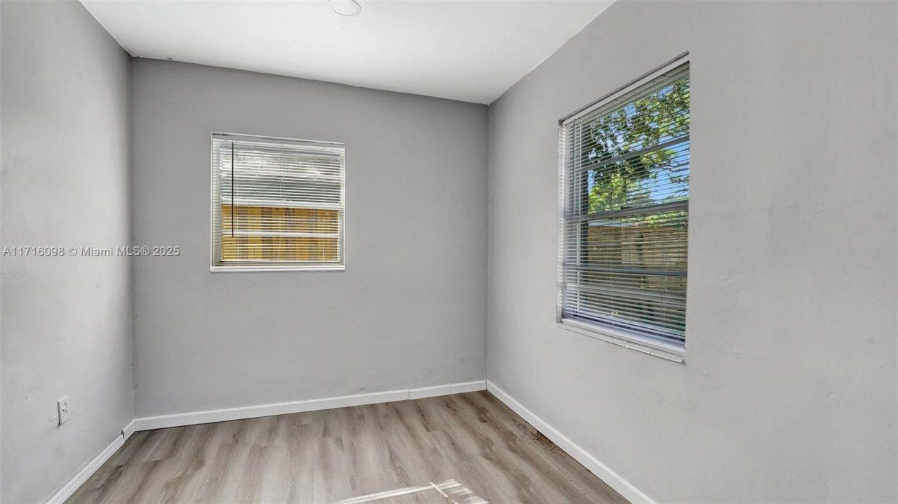 1240 SW 32nd Ave, Fort Lauderdale, FL 33312 Photo