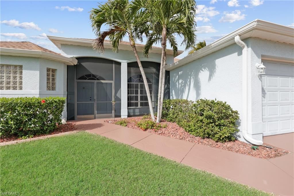 11486 Royal Tee Cir, Cape Coral, FL 33991 Photo