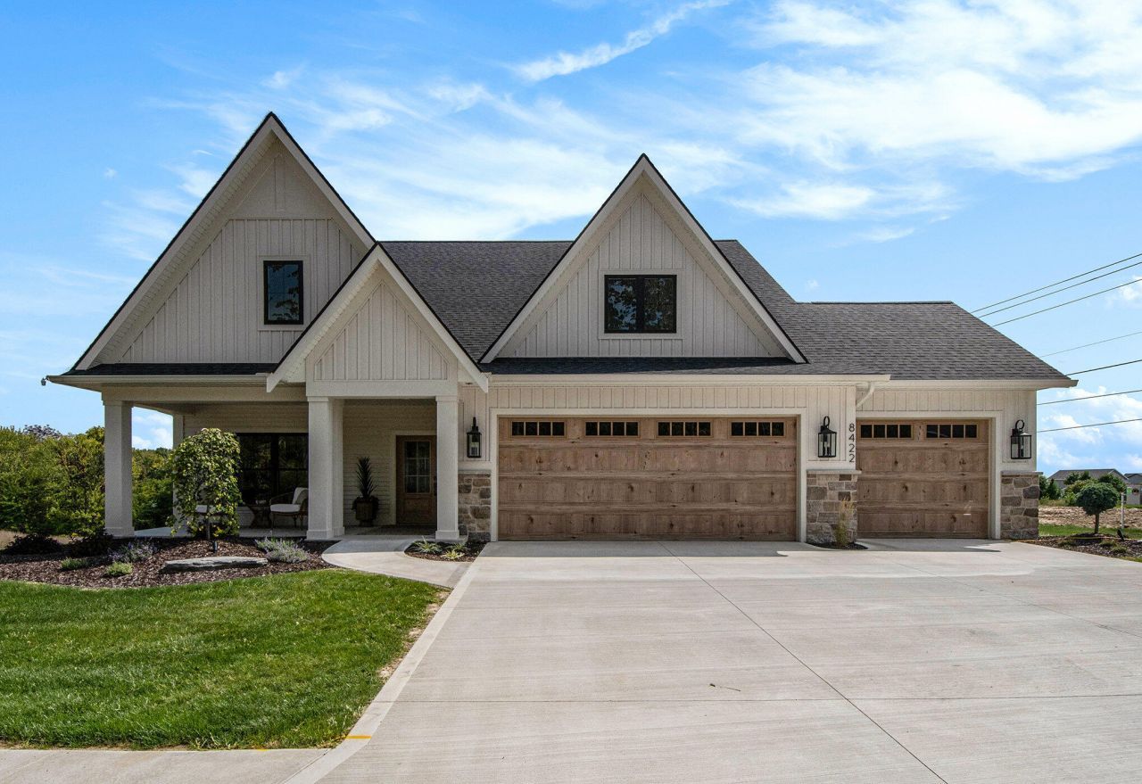 8422 Ravinewood Drive, Unit 31, Jenison, MI 49428 Main Photo