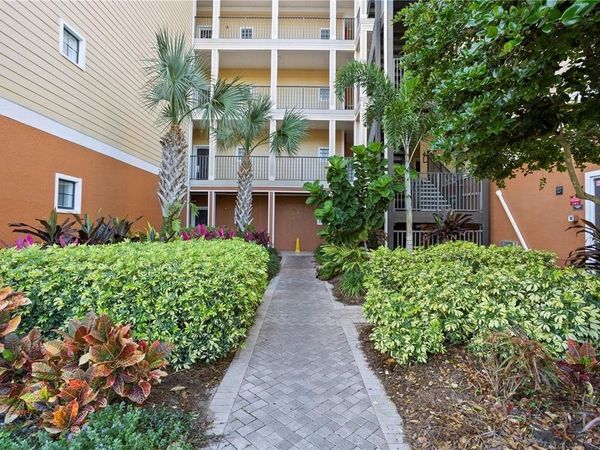 3050 PIRATES RETREAT COURT, Unit 303, KISSIMMEE, FL 34747