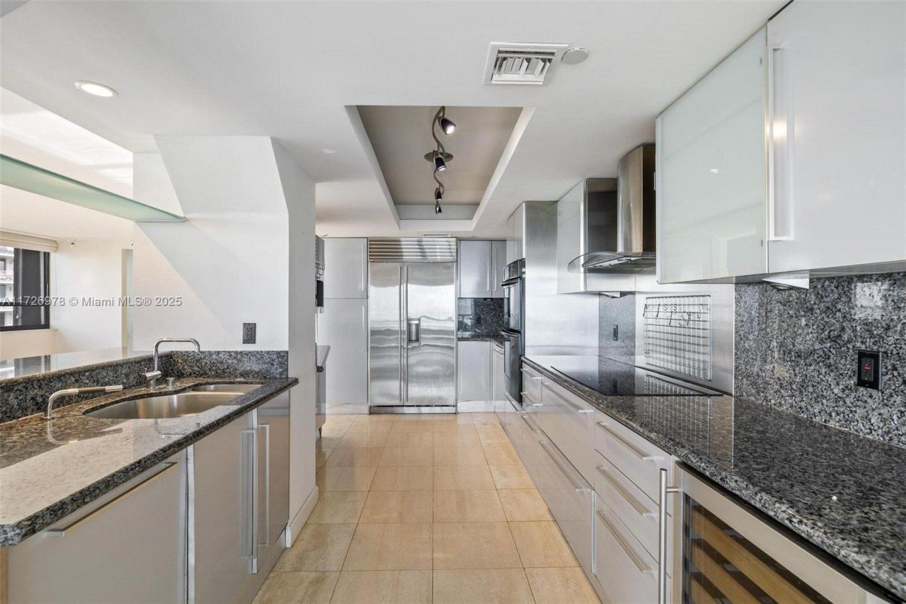 10175 Collins Ave, Unit 502, Bal Harbour, FL 33154 Photo