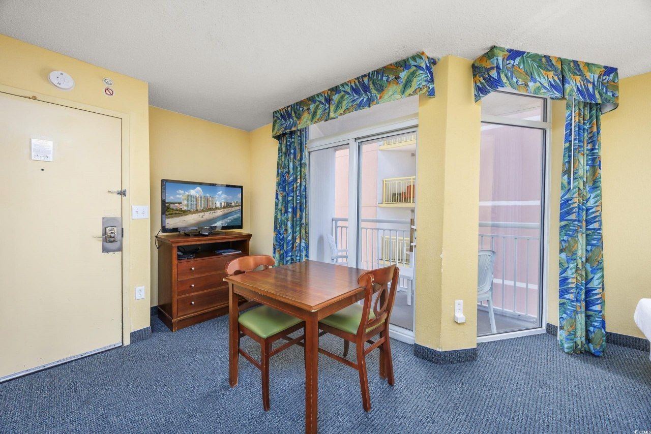 2701 S Ocean Blvd. Photo 4