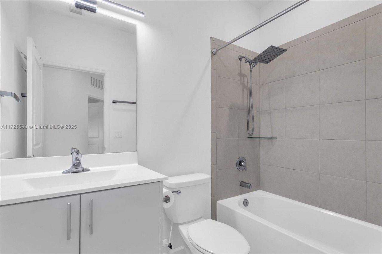 274 SW 159th Pl, Pembroke Pines, FL 33027 Photo