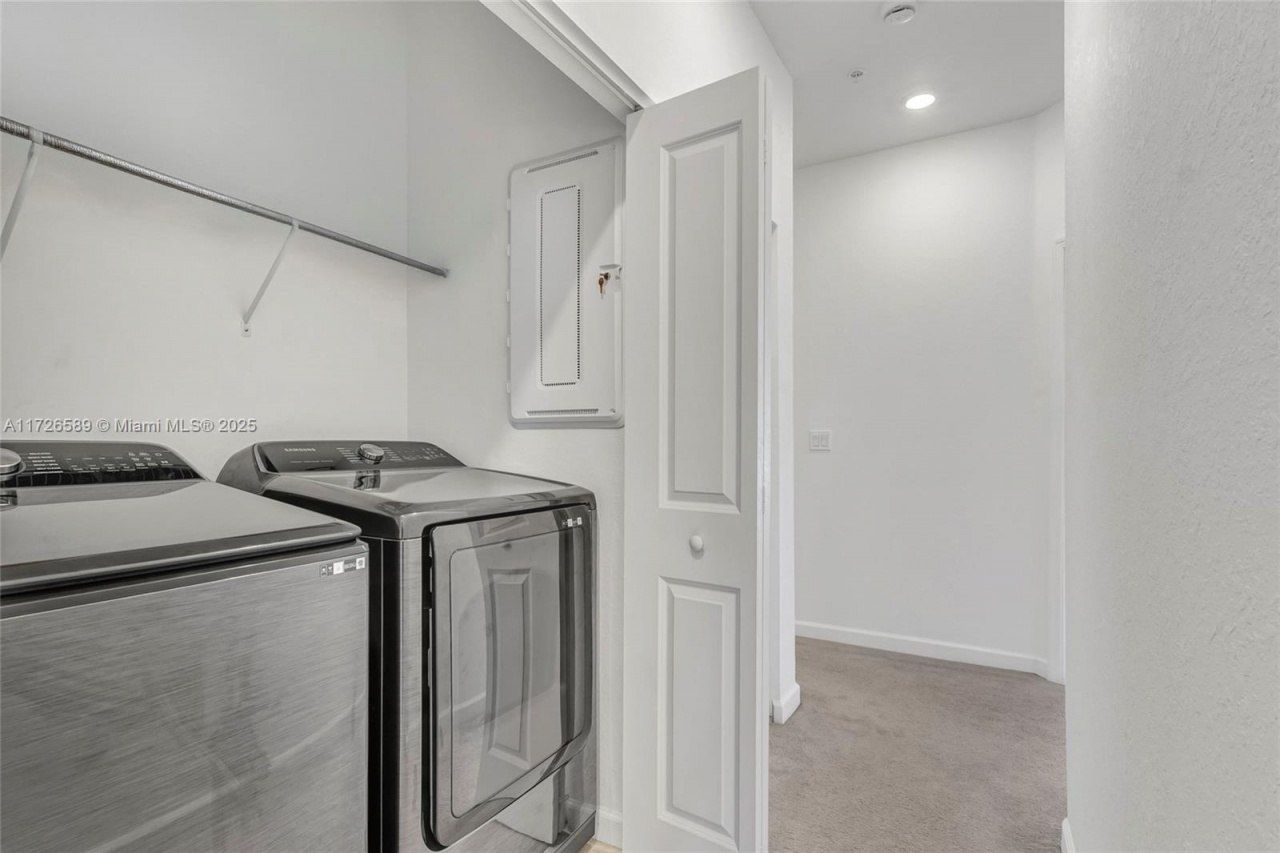 274 SW 159th Pl, Pembroke Pines, FL 33027 Photo