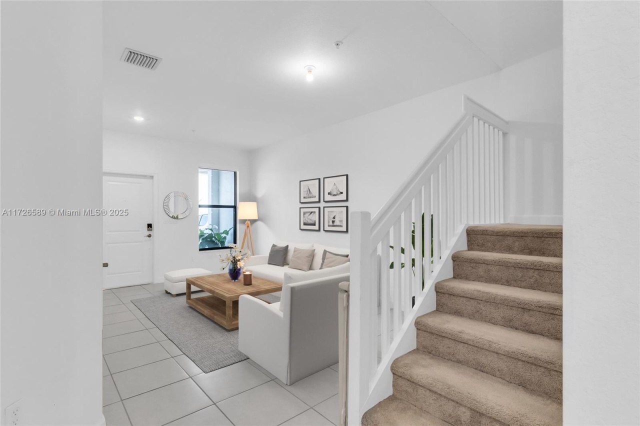 274 SW 159th Pl, Pembroke Pines, FL 33027 Photo