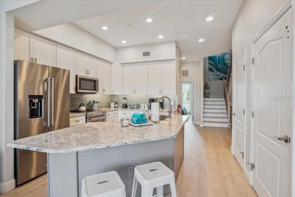 145 Brightwater Drive, Unit 2, Clearwater, FL 33767 Photo