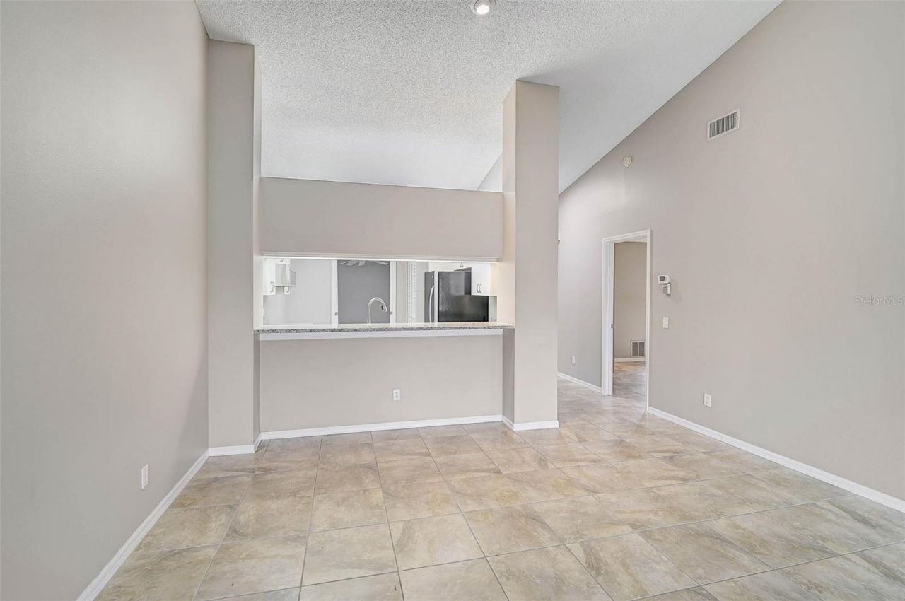 7146 Lakeside Drive, Sarasota, FL 34243 Photo