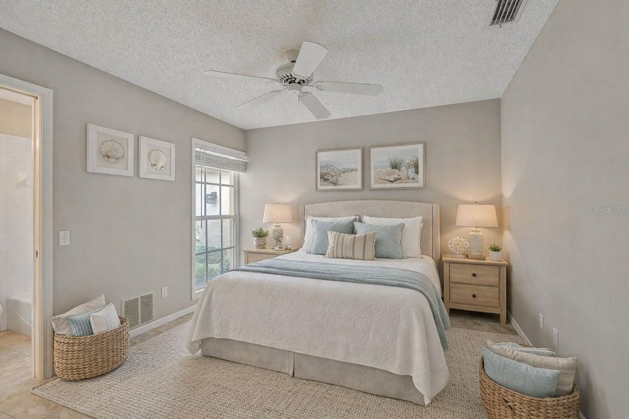 7146 Lakeside Drive, Sarasota, FL 34243 Photo