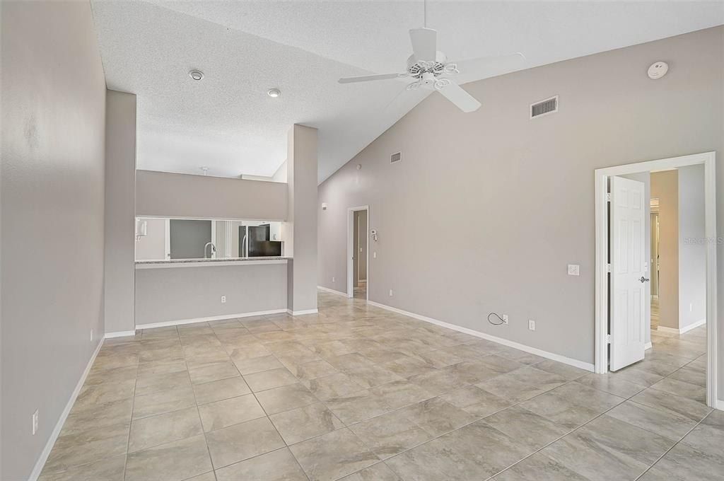 7146 Lakeside Drive, Sarasota, FL 34243 Photo