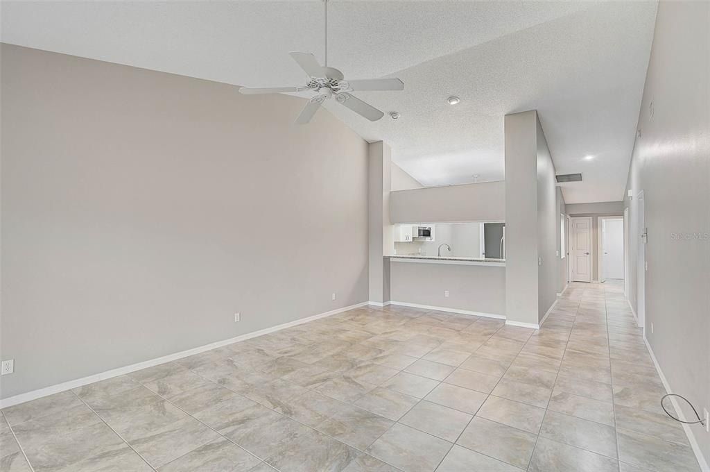 7146 Lakeside Drive, Sarasota, FL 34243 Photo