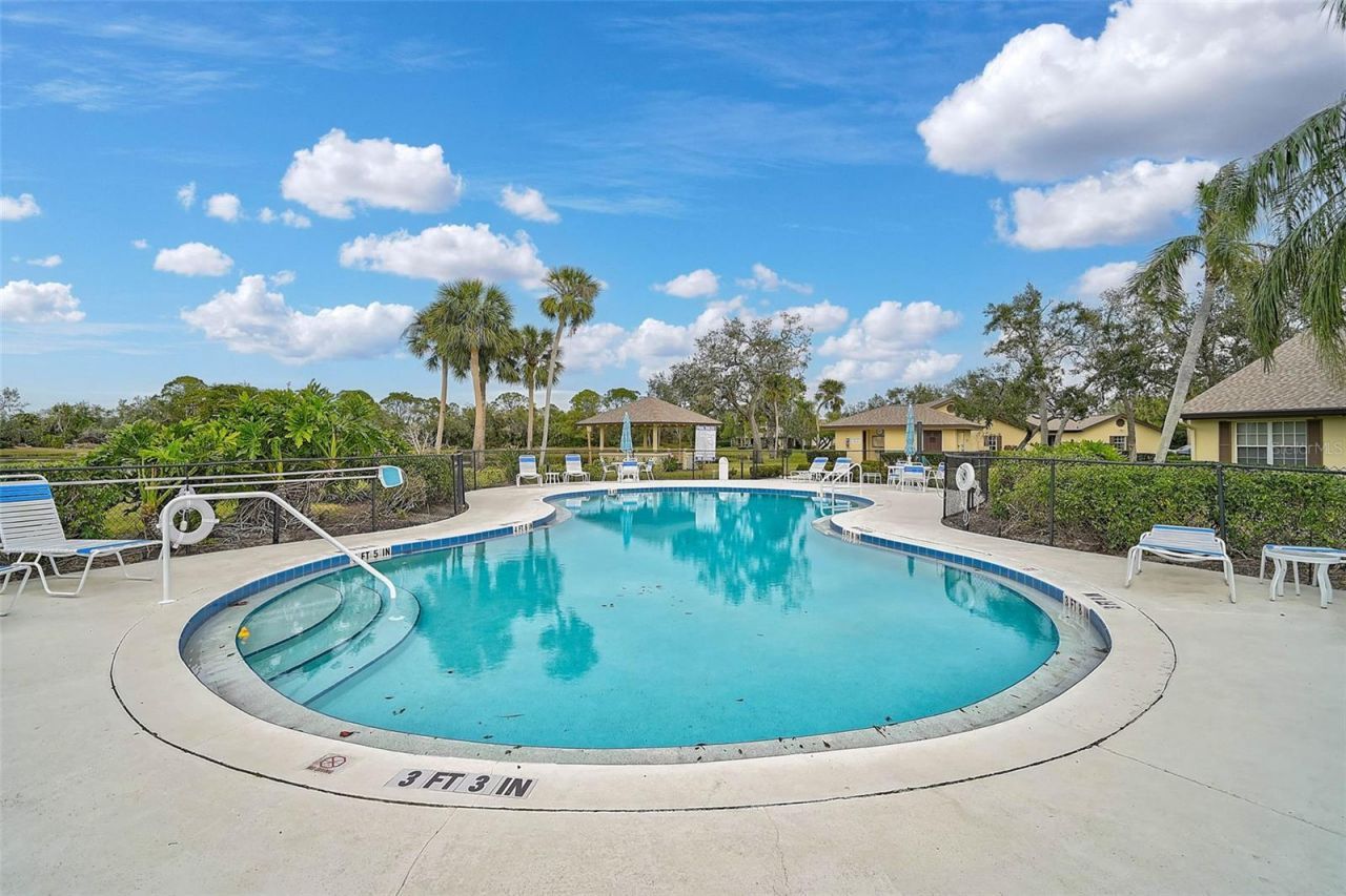 7146 Lakeside Drive, Sarasota, FL 34243 Photo