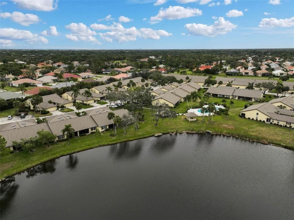 7146 Lakeside Drive, Sarasota, FL 34243 Photo