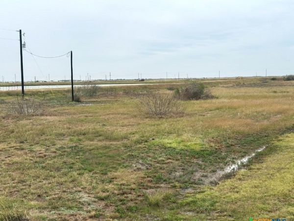 379 Ladyfish Road, Palacios, TX 77465