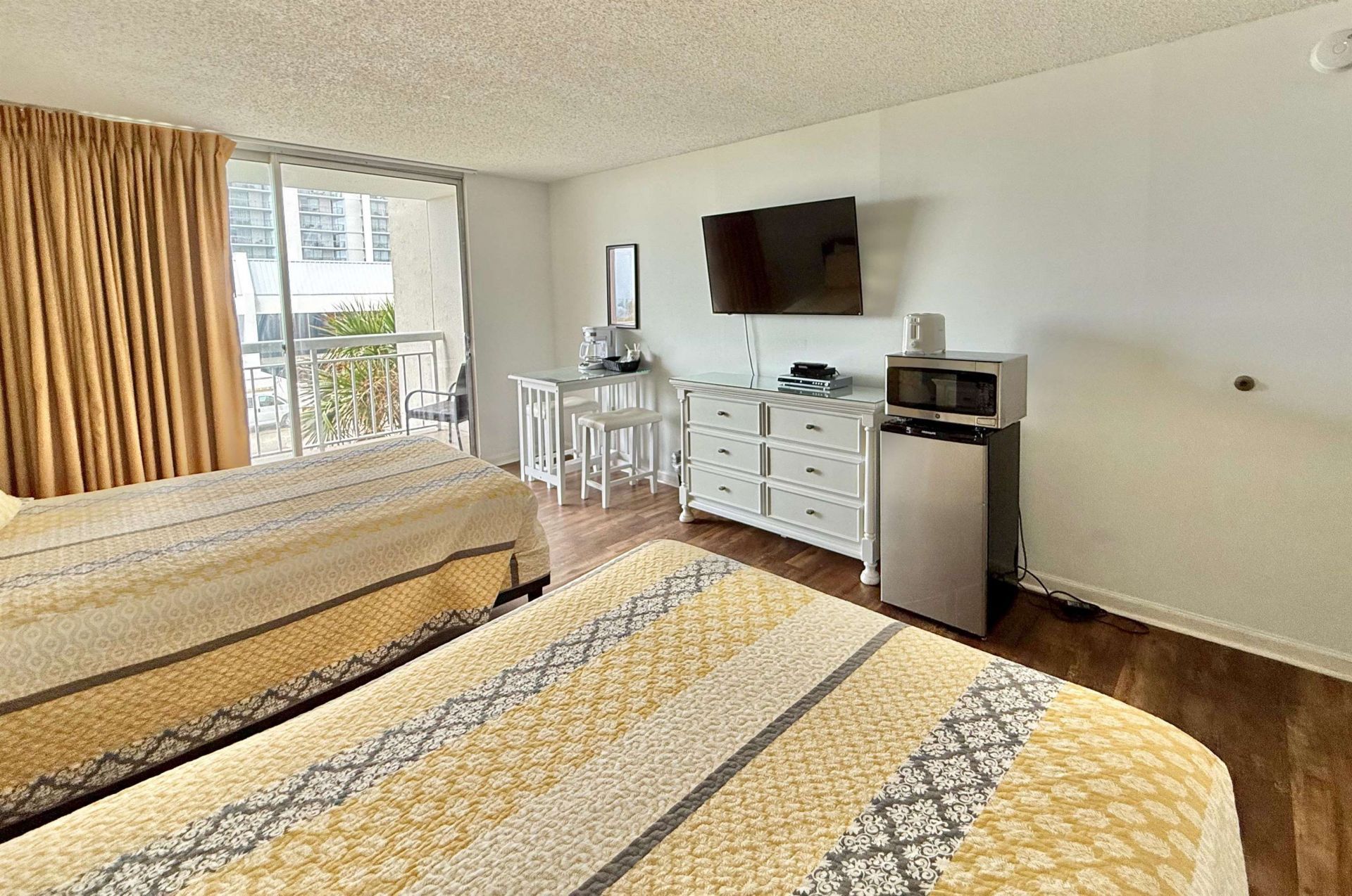 9820 Queensway Blvd. Photo 47