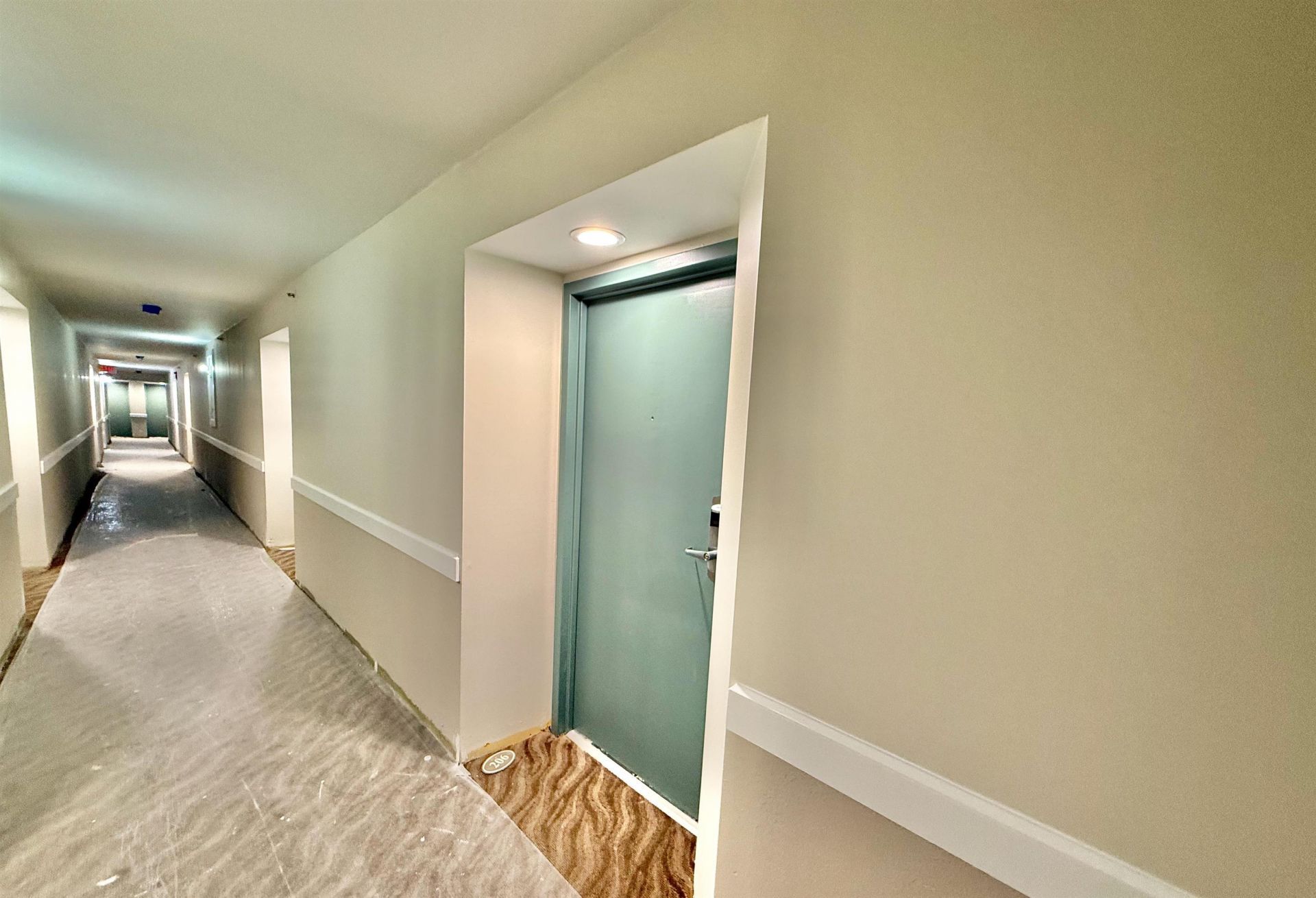 9820 Queensway Blvd. Photo 59