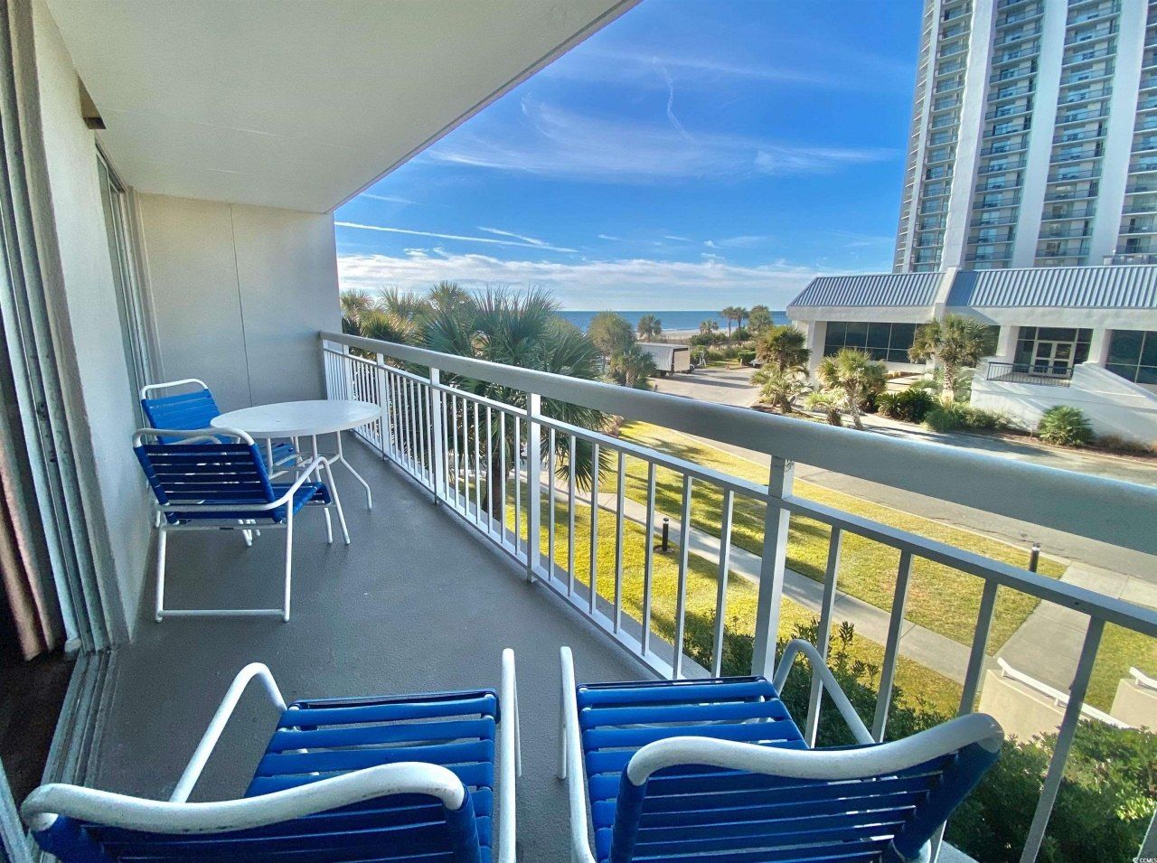 9820 Queensway Blvd. Photo 6