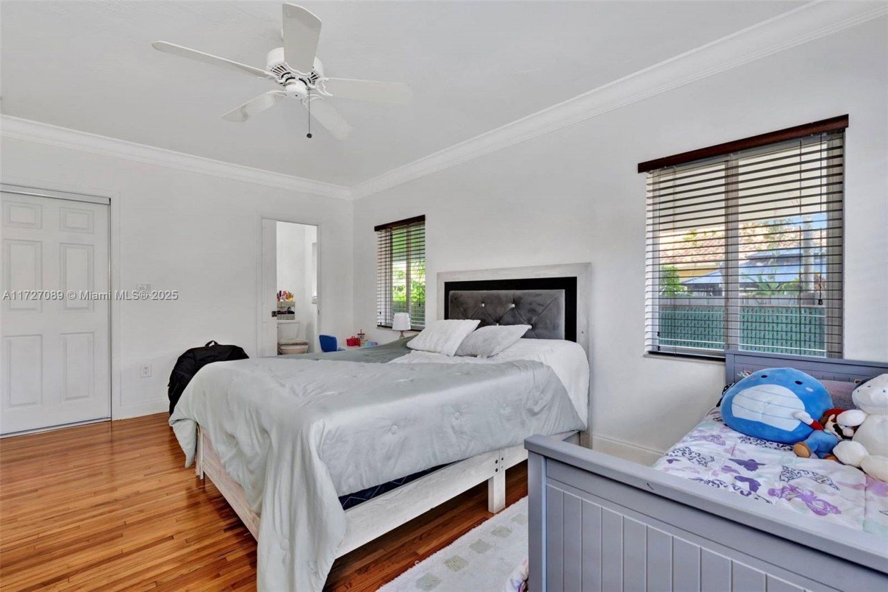 3541 SW 23rd Ter, Miami, FL 33145 Photo