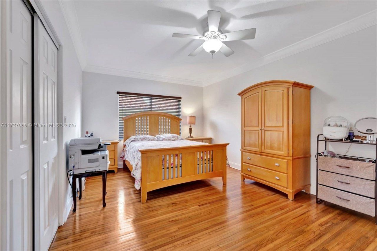 3541 SW 23rd Ter, Miami, FL 33145 Photo