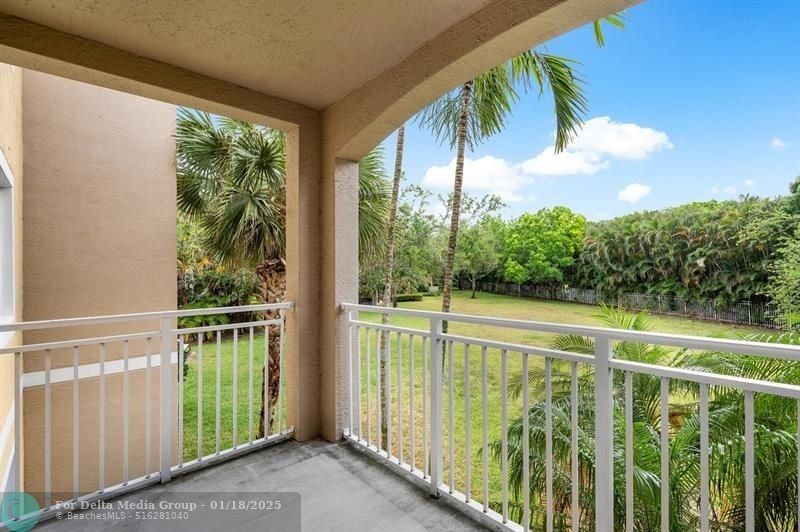 6492 Emerald Dunes Drive, Unit 208, West Palm Beach, FL 33411 Photo