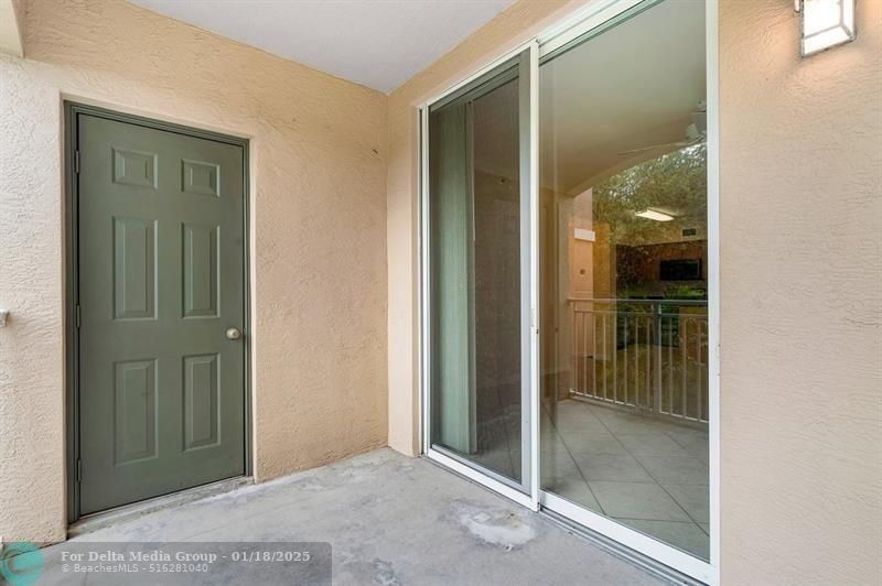 6492 Emerald Dunes Drive, Unit 208, West Palm Beach, FL 33411 Photo