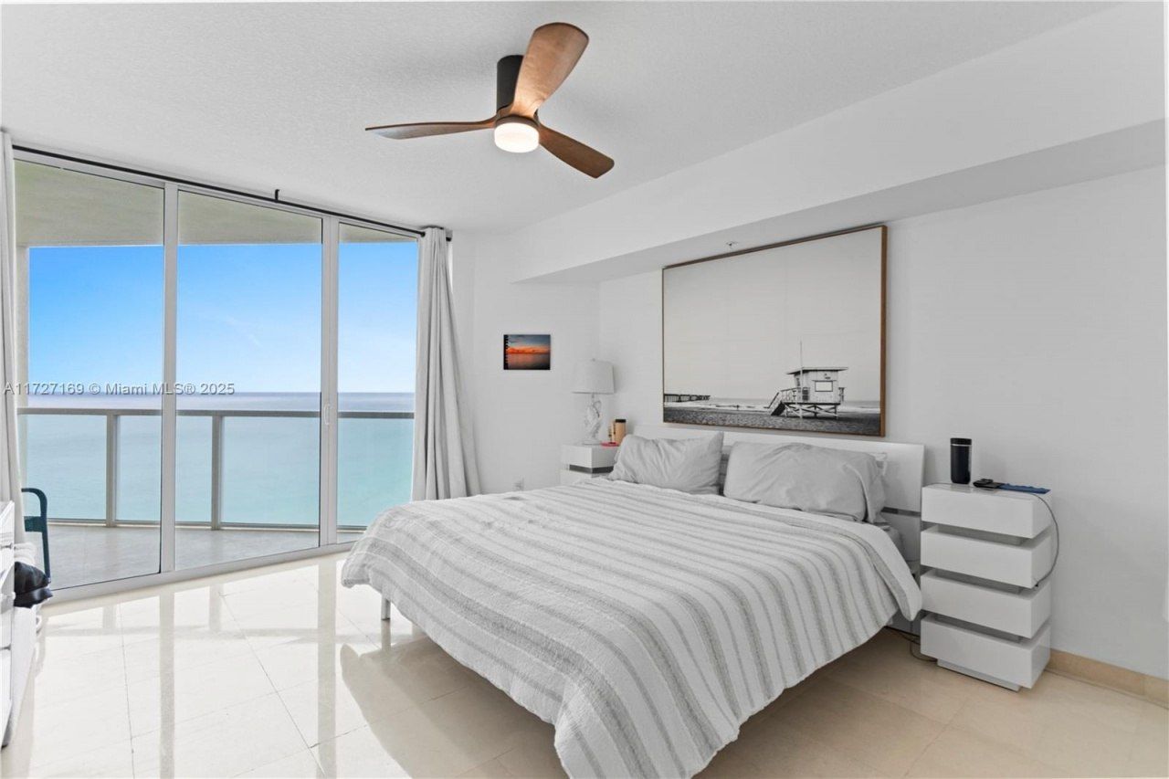 16699 Collins Ave, Unit 2709, Sunny Isles Beach, FL 33160 Photo