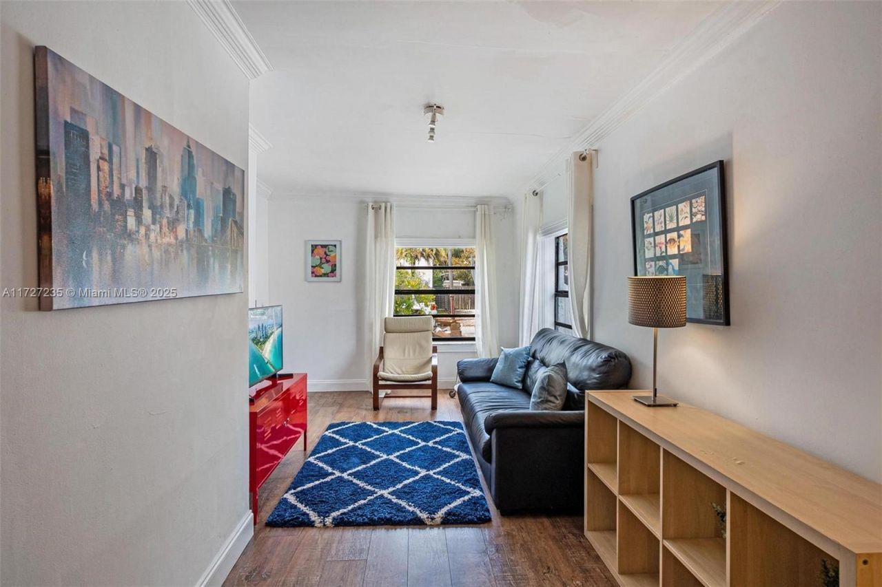 1428 SW 11th Ter, Unit N/A, Miami, FL 33135 Photo