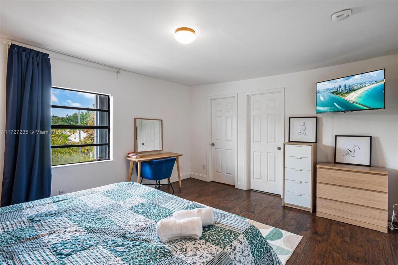 1428 SW 11th Ter, Unit N/A, Miami, FL 33135 Photo