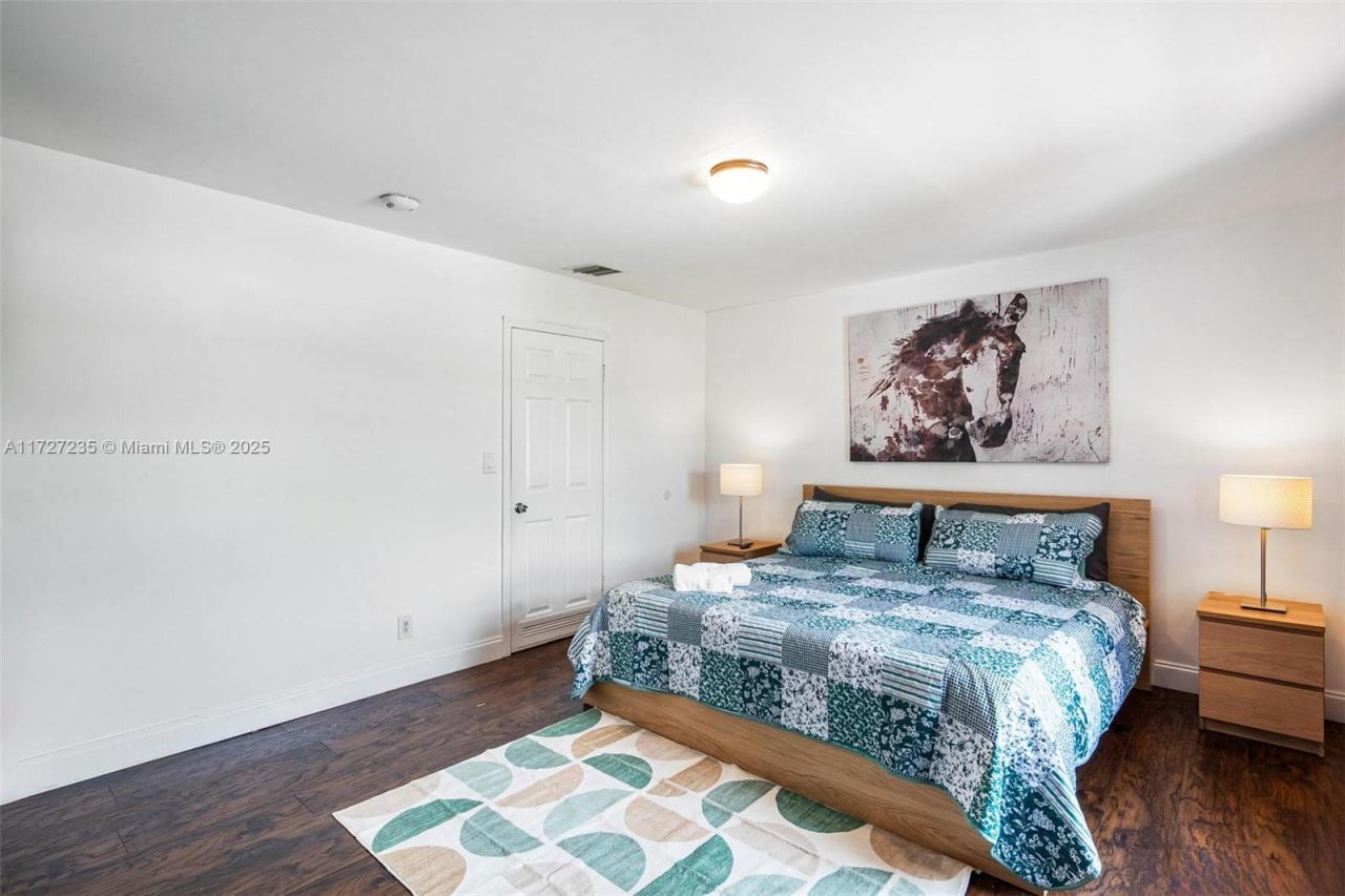 1428 SW 11th Ter, Unit N/A, Miami, FL 33135 Photo