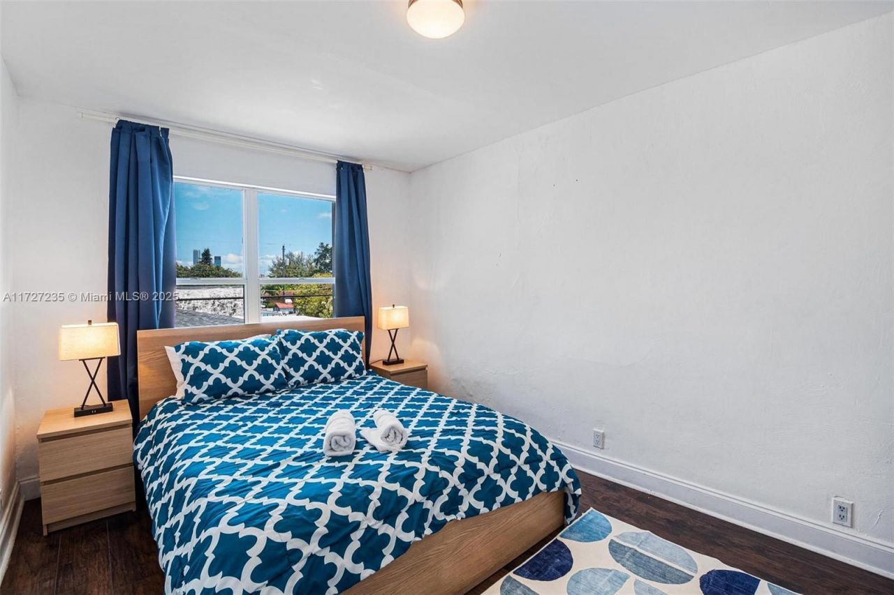 1428 SW 11th Ter, Unit N/A, Miami, FL 33135 Photo