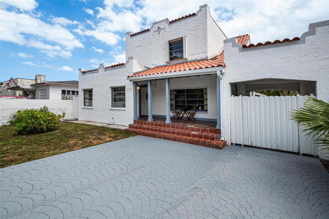 1428 SW 11th Ter, Unit N/A, Miami, FL 33135 Photo